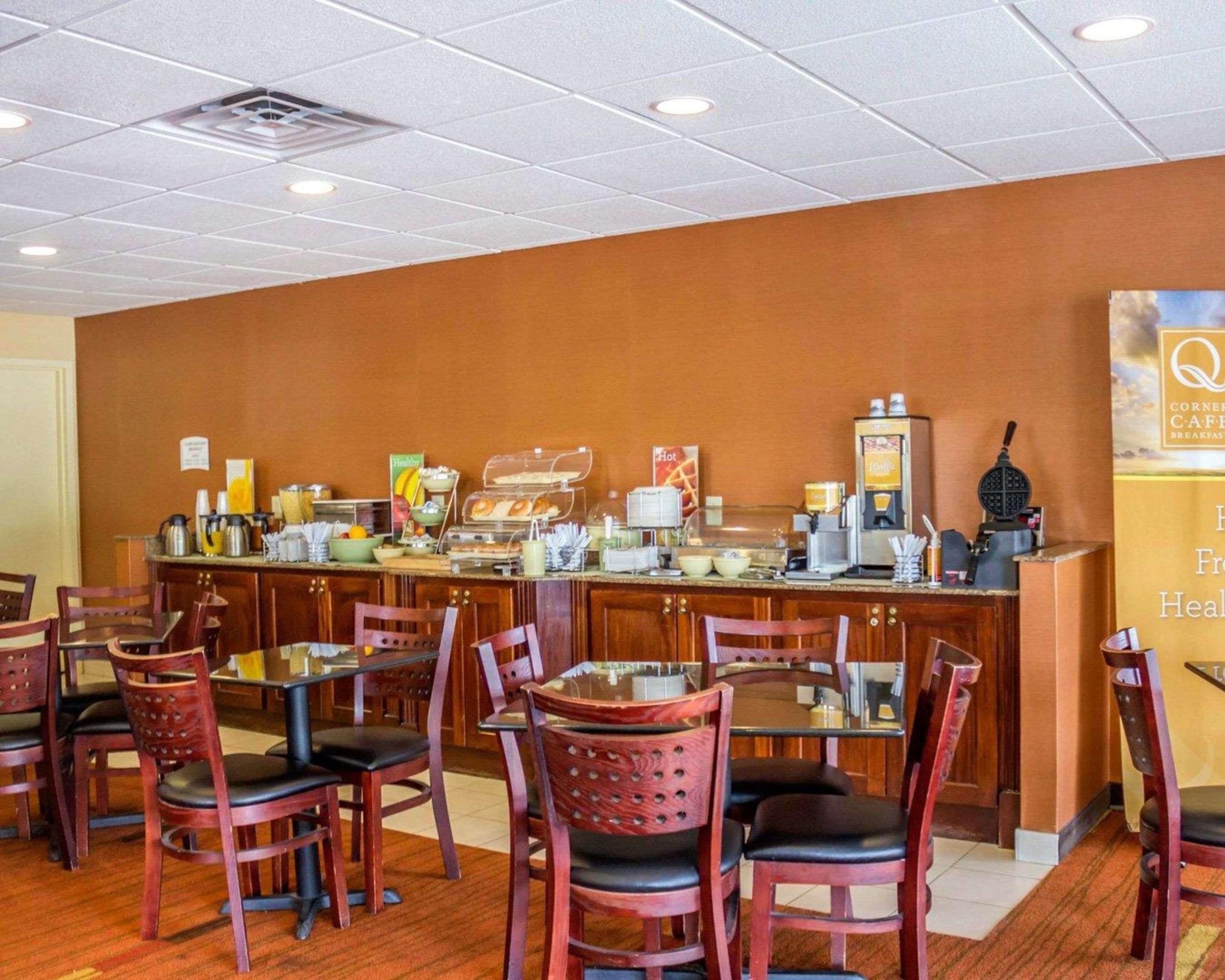 Quality Inn Waterbury Εξωτερικό φωτογραφία