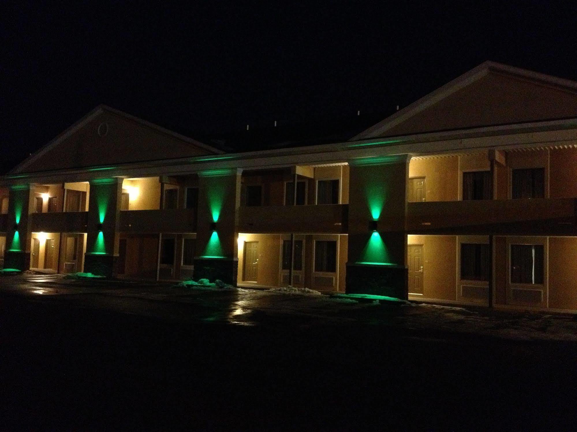 Quality Inn Waterbury Εξωτερικό φωτογραφία